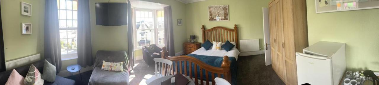 Bryncelyn Guesthouse Llanwrtyd Wells Exterior photo
